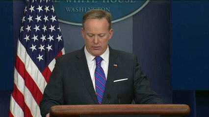 Sean Spicer calls Justin Trudeau-Prime Minister of Canada 'Joe'