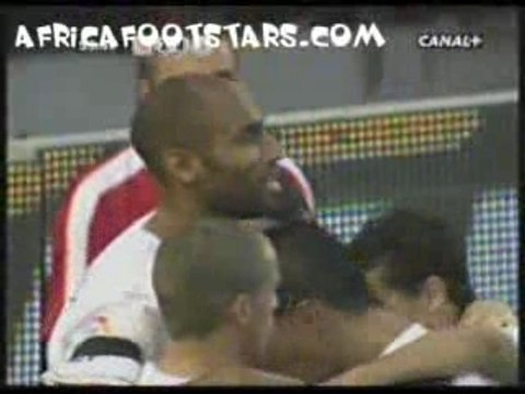 But du 3 0 de frederic kanoute fc seville 4 1 R. Huelva
