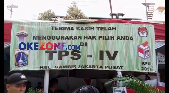 Presiden Jokowi dan Keluarga Nyoblos di TPS 04 Gambir