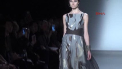 Türk Modacı New York'ta Ayakta Alkışlandı