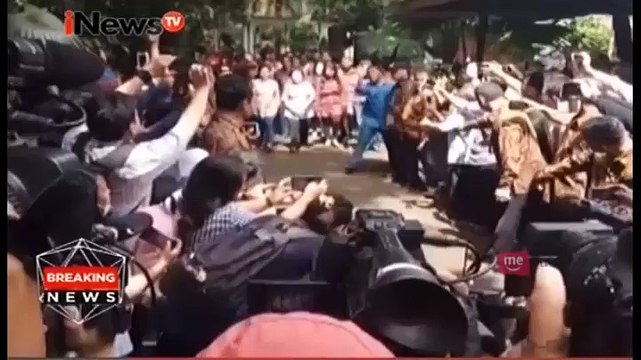 Megawati dan Puan Nyoblos di TPS 027 Kebagusan