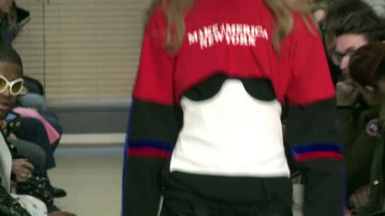 La semana de la moda en NY se politiza en la era de Trump