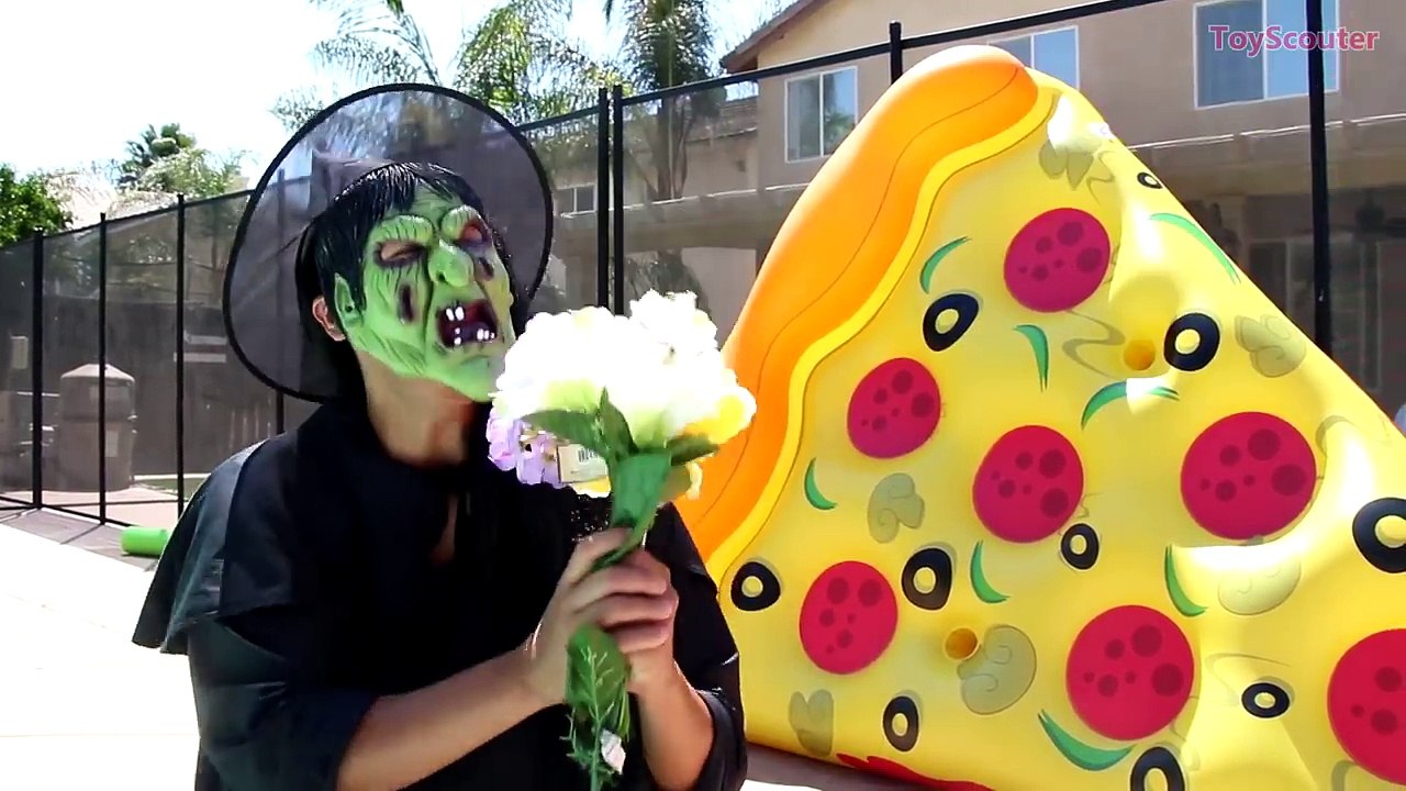 #Venom Breaks Princess Rapunzels Phone! w/ Blue Spiderman & Minnie Mouse in Real Life