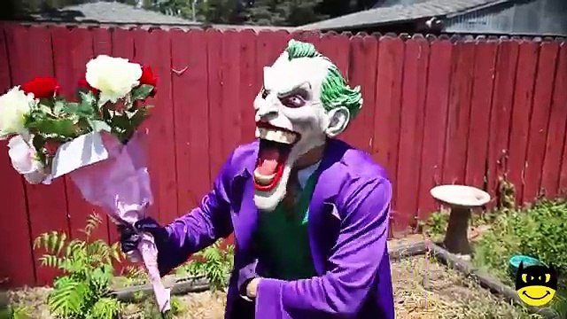 Замороженные Эльза против Человека-паука ★ день один из полиции Малыш и арестовывает полиция! ж Супергерои Kids Fun