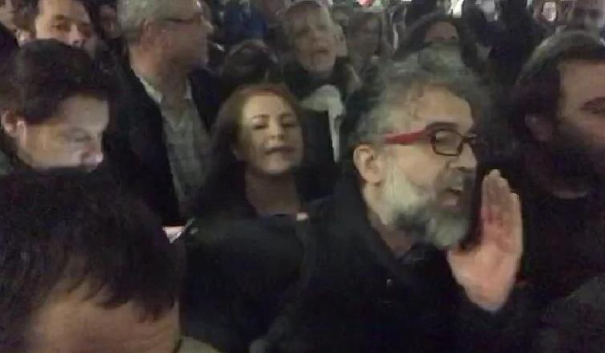 Ahmet Şık'ın da katıldığı Odatv davasına alınmayan gazetecilerden tepki: Rezalet