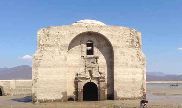 Dropping Water Levels at Reservoir Expose 16th-Century Mexican Church