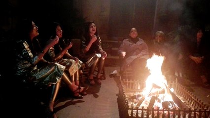 ve aj na javeen Qawwali by Manwa sisters