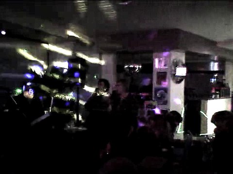 Christine-Laurianne-Emmene moi danser