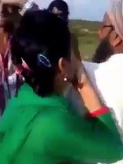 girl date pakri gai