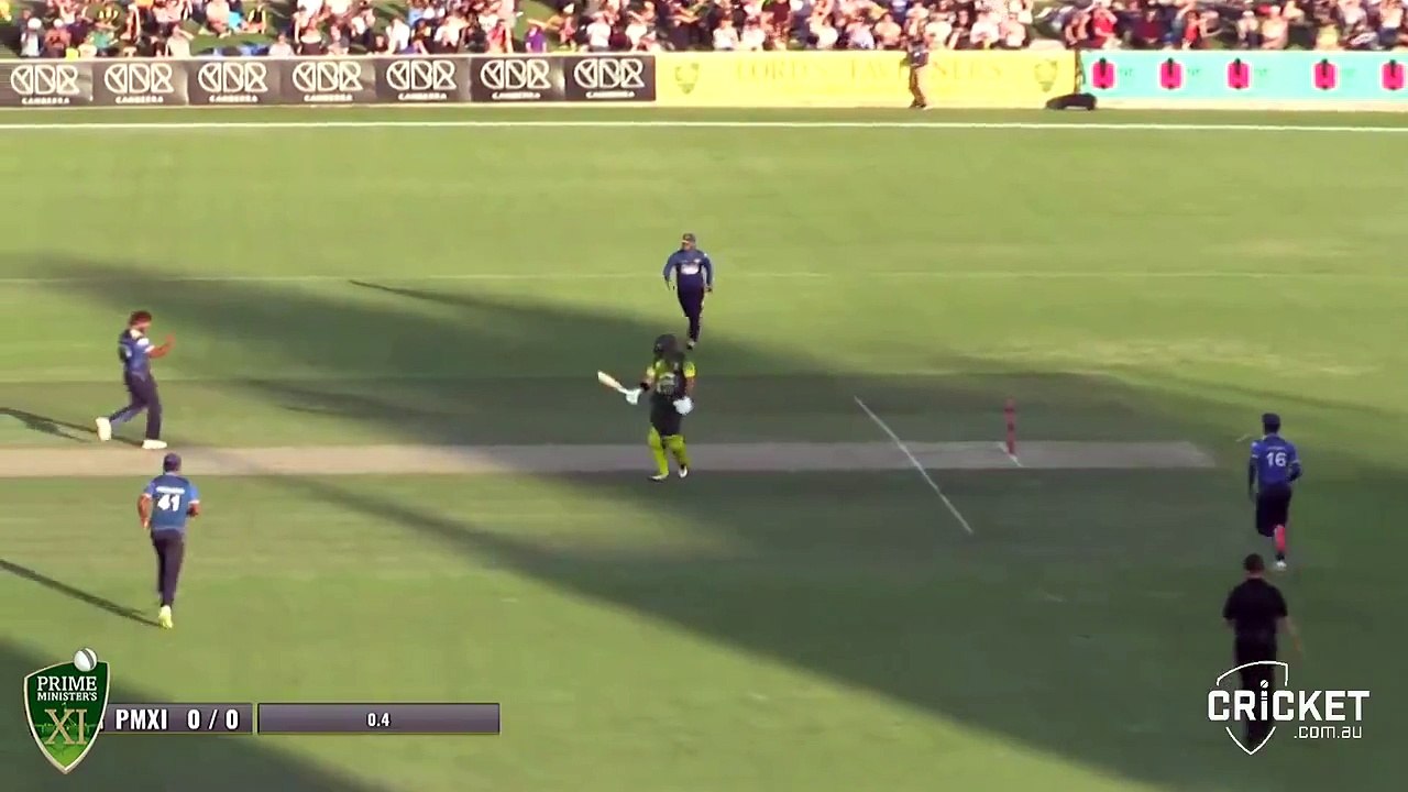 Malinga sizzles with first-over wicket