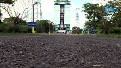 Amitabh Bachchan congratulates ISRO on Twitter and gets trolled