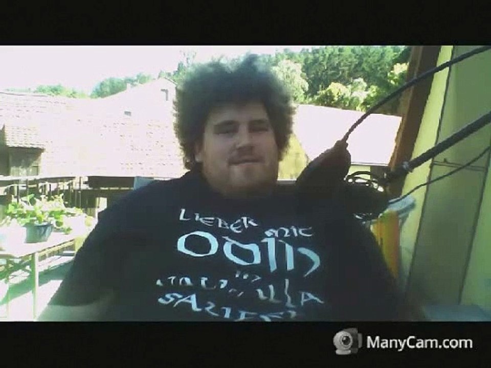 Drachenlord bekommt Besuch von Nachbarin