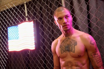 'Hot Mugshot Guy' makes runway debut at New York Fashion Week