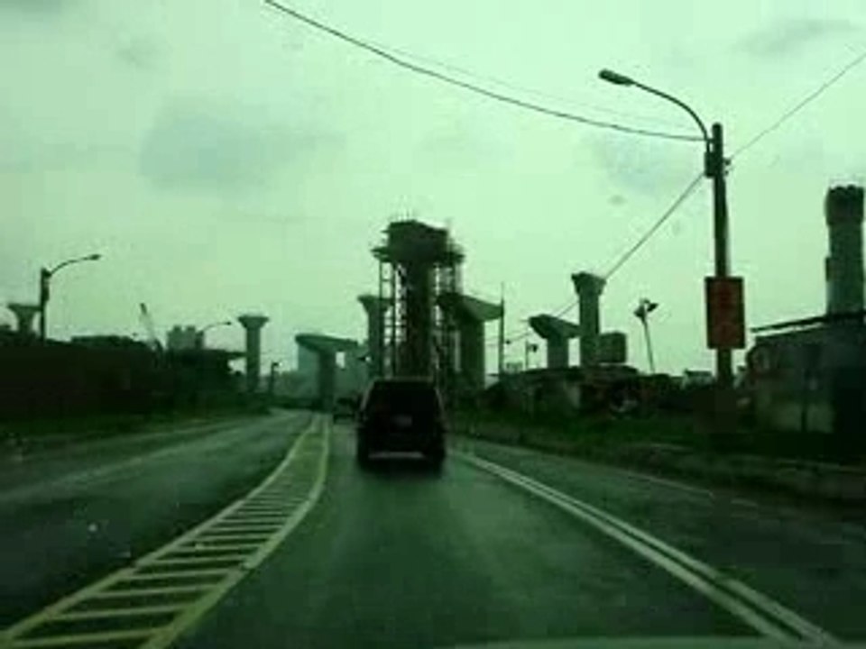 Taiwanese rain - I feel the lightless pain