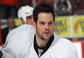 Hilary Duff’s Ex-Husband Mike Comrie Investigated For ‘Raping A Woman’