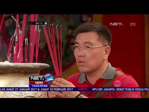 Jelang Hari Raya Imlek, Pengunjung Ritual Bersihkan Patung Budha - NET 12