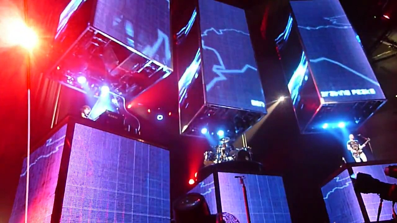 Muse - United States of Eurasia - Los Angeles Staples Center - 09/26/2010