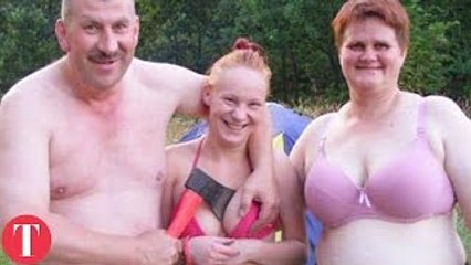 10 Most Awkward Family Photos Ever