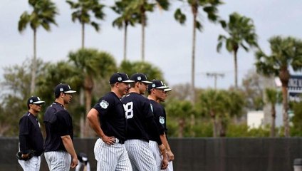 Early MLB spring training headlines