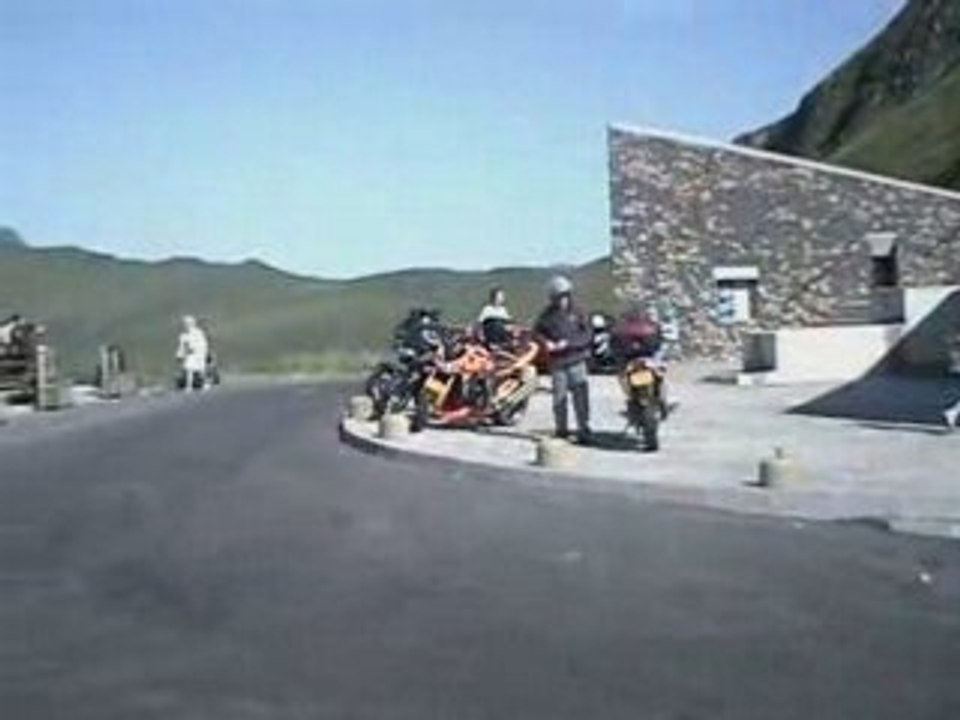 Balade moto, suite