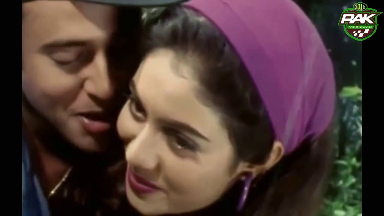 Ami Tomay Bhalo(Bangla movie song) _ Mon Mane Na starrinআমি তোমায় ভালো যে বেসেছি _ মন মানে না _ শাবনূর রিয়াজ