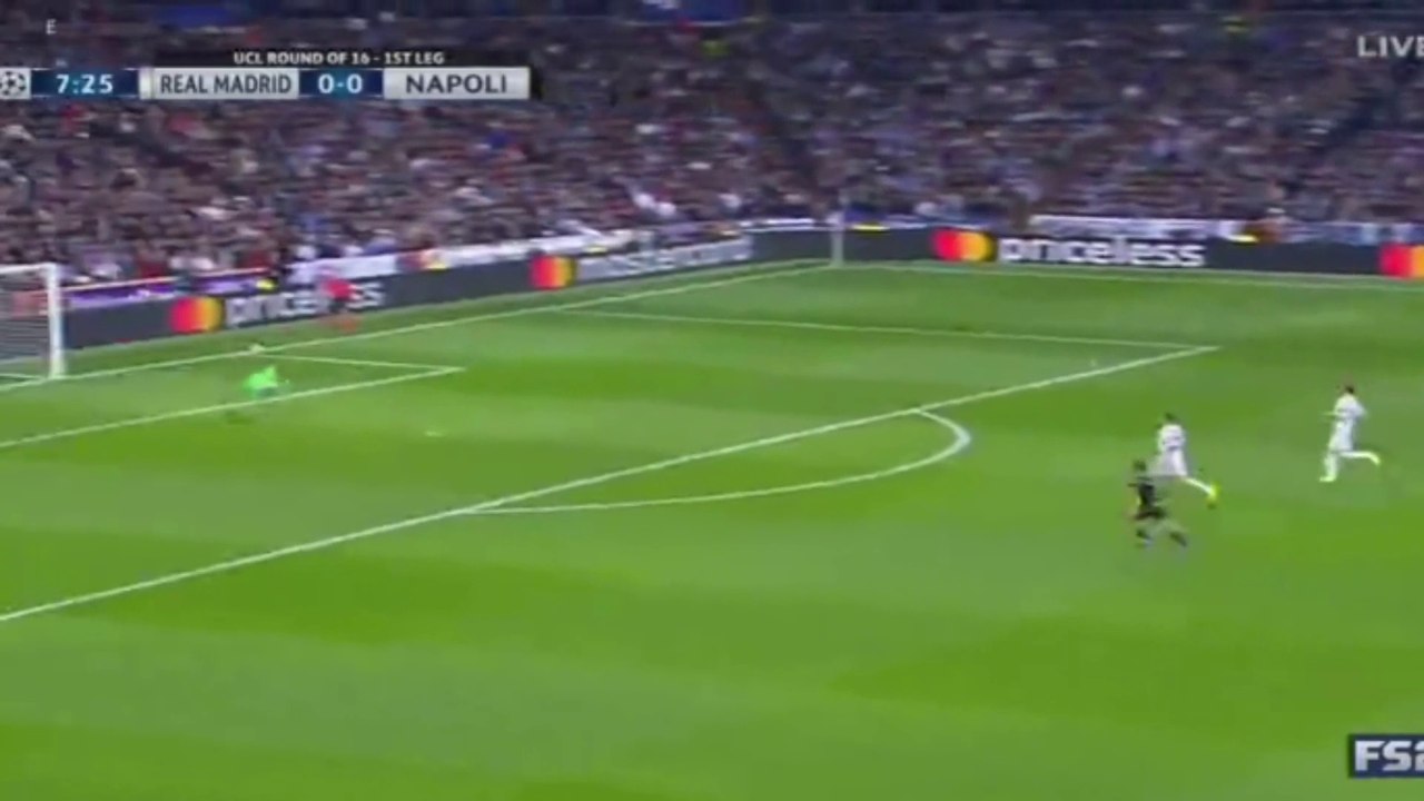Lorenzo I. - Goal - Real Madrid	0-1 Napoli - 15.02.2017