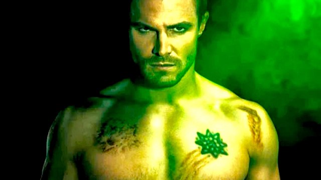 ARROW: Spectre of the Gun Scene 5x13 - Stephen Amell, David Ramsey