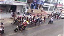 Grupo protesta em Guarapari