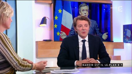 Pour Baroin, "Macron, c'est une agence de voyages qui visite la France et qui la découvre"