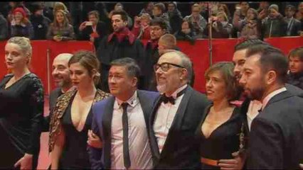 "El Bar" de Álex De la Iglesia, un "divertido infierno" en la Berlinale