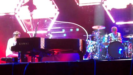 Muse - United States of Eurasia - Chicago Grant Park Lollapalooza - 08/05/2011