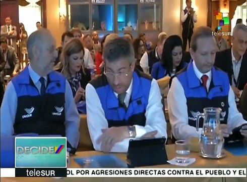 Ecuador: candidatos se esfuerzan por atraer a los votantes indecisos