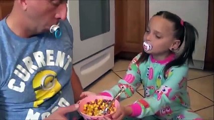 Crying baby - Bad Baby Victoria Vacuum Attacks Annabelle & Crybaby Daddy Toy Freaks Family-JFzfCMp8aJo