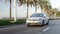 La Volkswagen Golf SW embarque des systèmes d’aide à la conduite sophistiqués