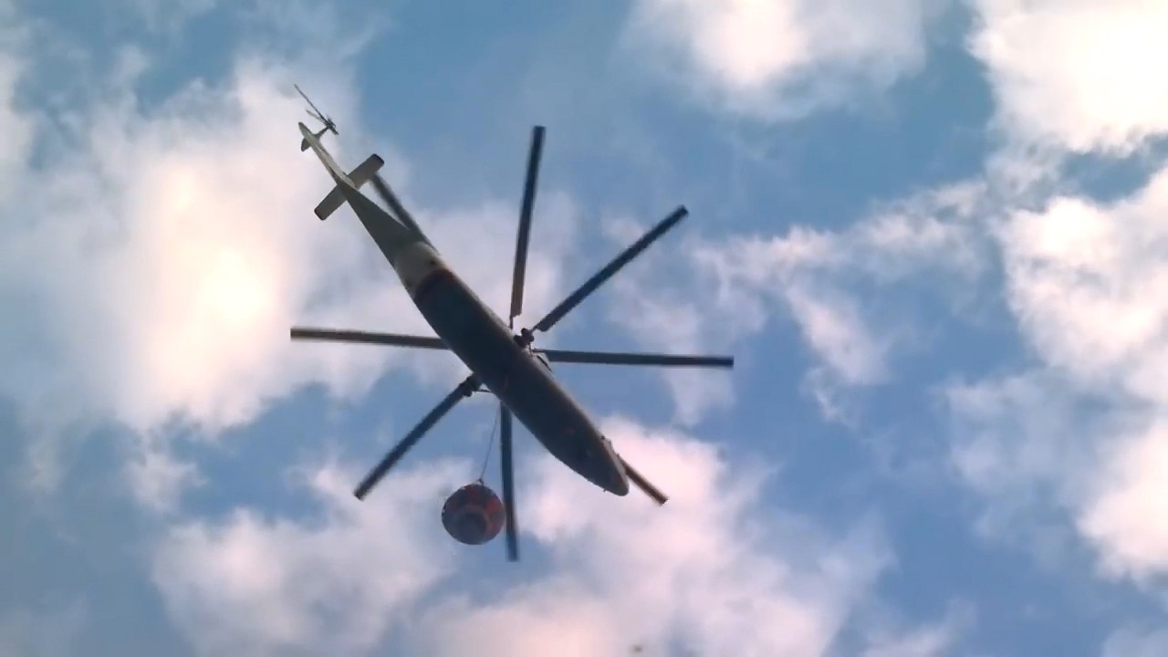Mil Mi-26 & Kamov Ka-32 Helicopters Fire Fighting