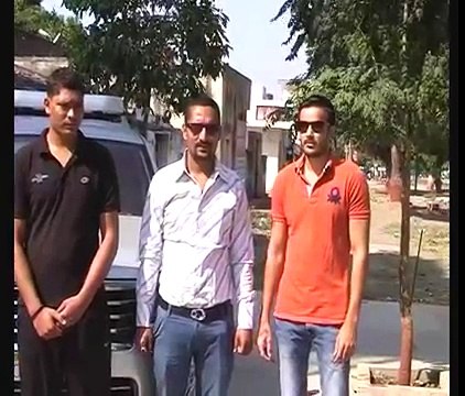 Strong Indian Man Pulling SUV Car by His Teeth Only