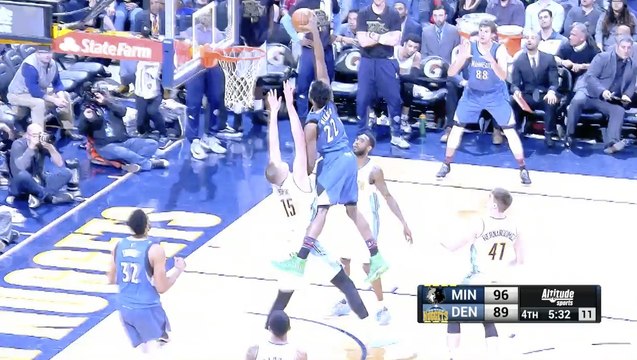 Le poster dunk d'Andrew Wiggins sur Nikola Jokic