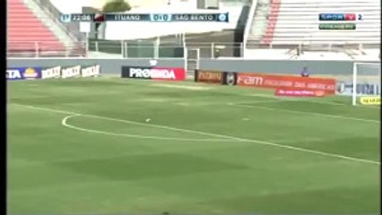 Yılın Golünü Attı Ama Kendi Kalesine