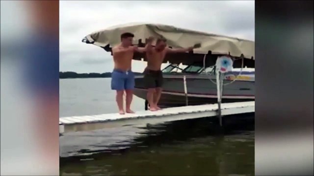 Quand tu bousilles le ponton de tes voisins! FAIL