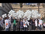 Napoli - Palloncini bianchi contro il cancro infantile (15.02.17)