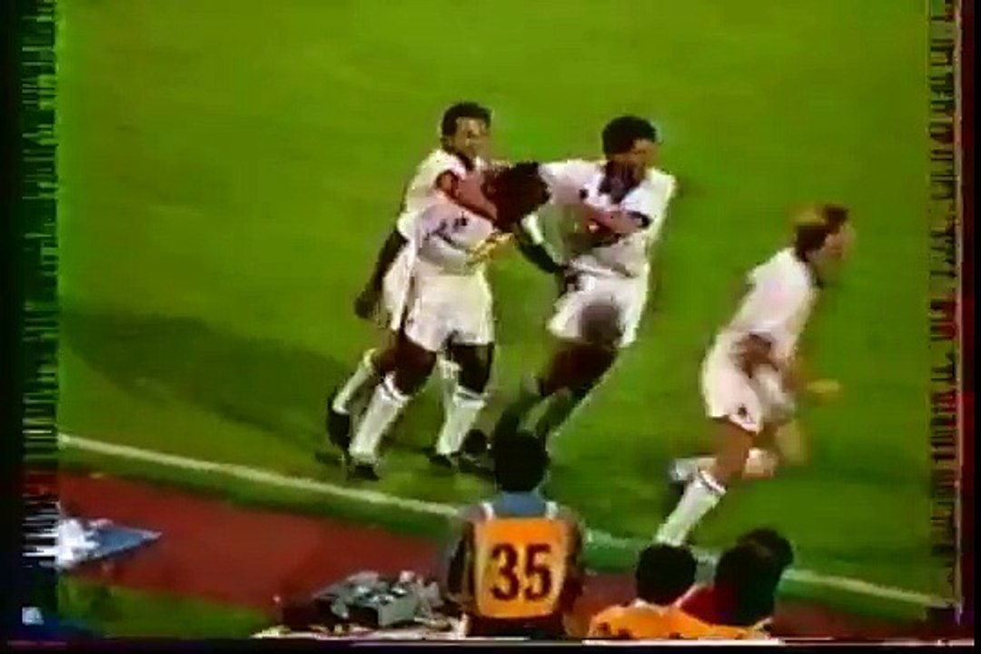 23.08.1989 - 1989-1990 UEFA Cup 1st Qualifying Round 2nd Leg GNK Dinamo Zagreb 1-3 AJ Auxerre