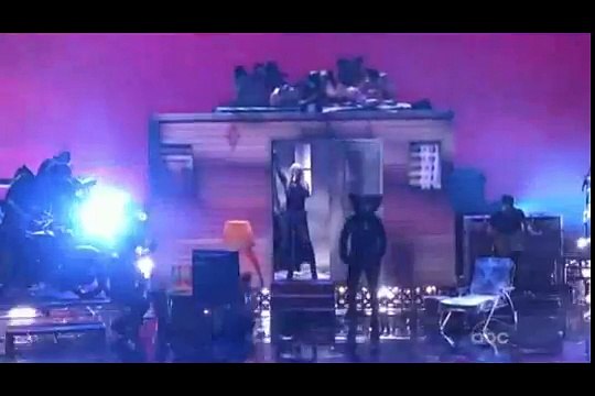 Christina Aguilera - Lotus Army Of Me _ Let There Be Love (LIVE AMA 2012)