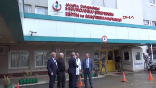 Amasya El-Bab'ta Yaralanan Askeri, Amasya Valisi Işık Ziyaret Etti