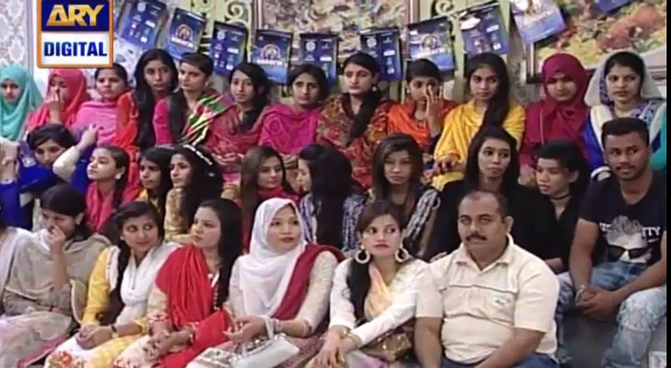 Remove  blackheads whiteheads and faical hairs