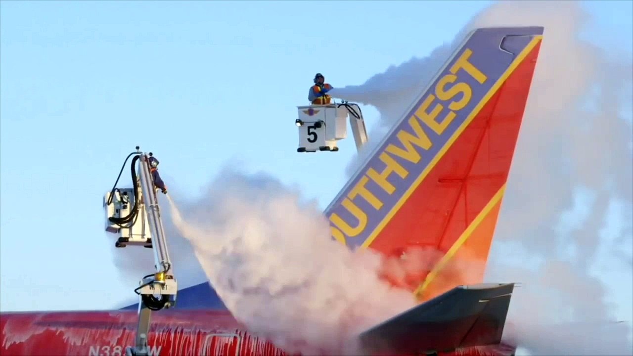 How to Deicing an Airplane?