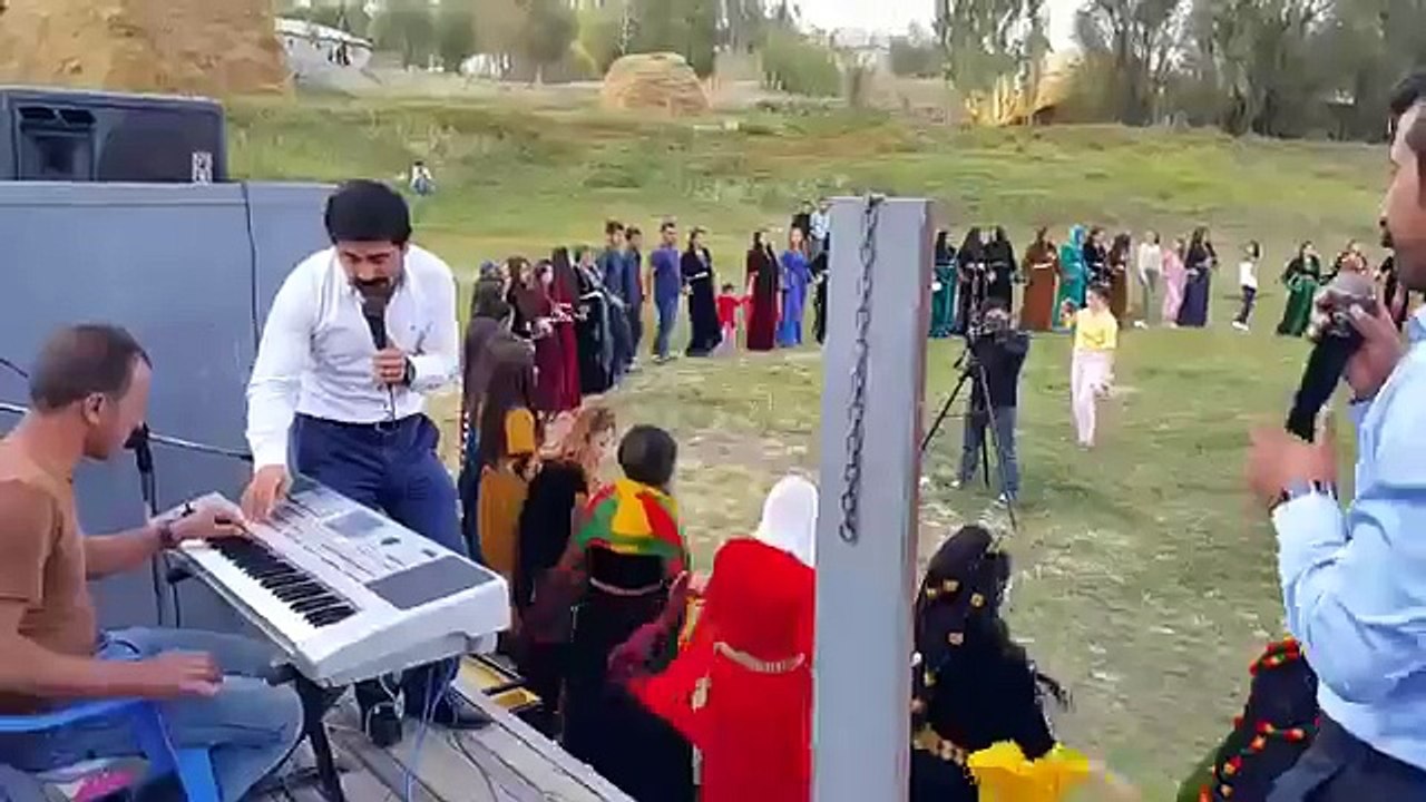 HOZAN REŞO U HOZAN TANER DÜET HALAY 2017