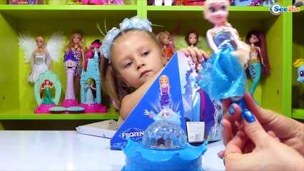 ✔ Disney Frozen. Ярослава распаковывает светильник с Эльзой и Анной / Elsa and Anna / Unboxing toys
