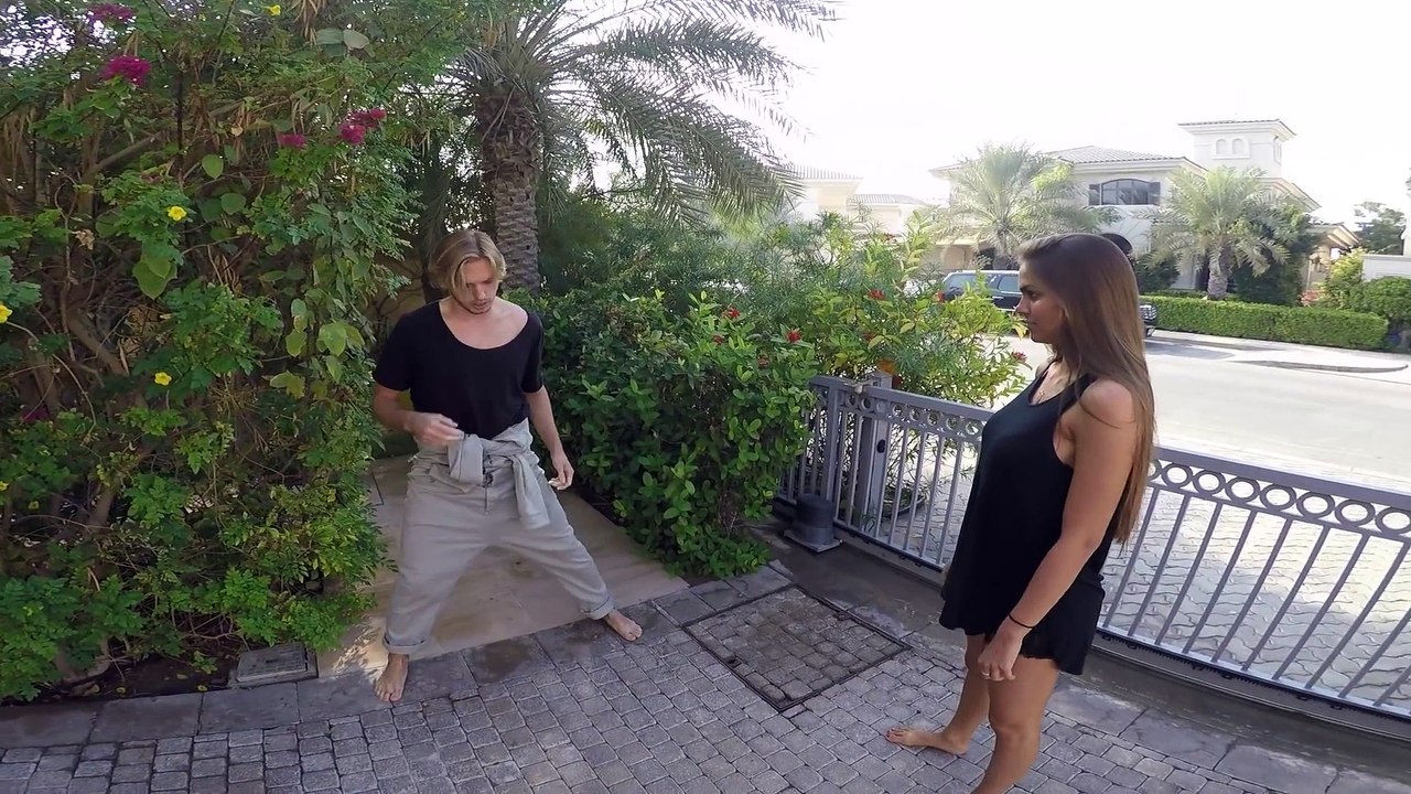 AMAZING STUNTS BY RUSSIAN MODEL...MUST WATCH