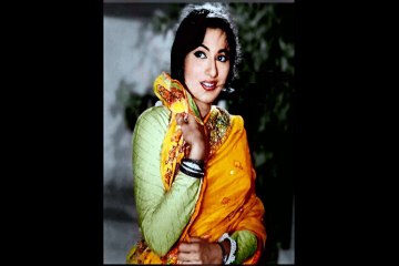 Aaa Neele Gagan Tale Pyaar Hum Karain