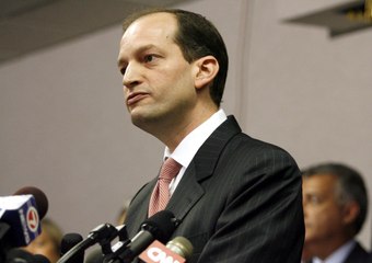 Trump taps Alexander Acosta for labor secretary